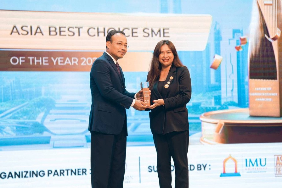 Asia SME 100 Business Excellence Summit & Award 2026 recognition photo 9
