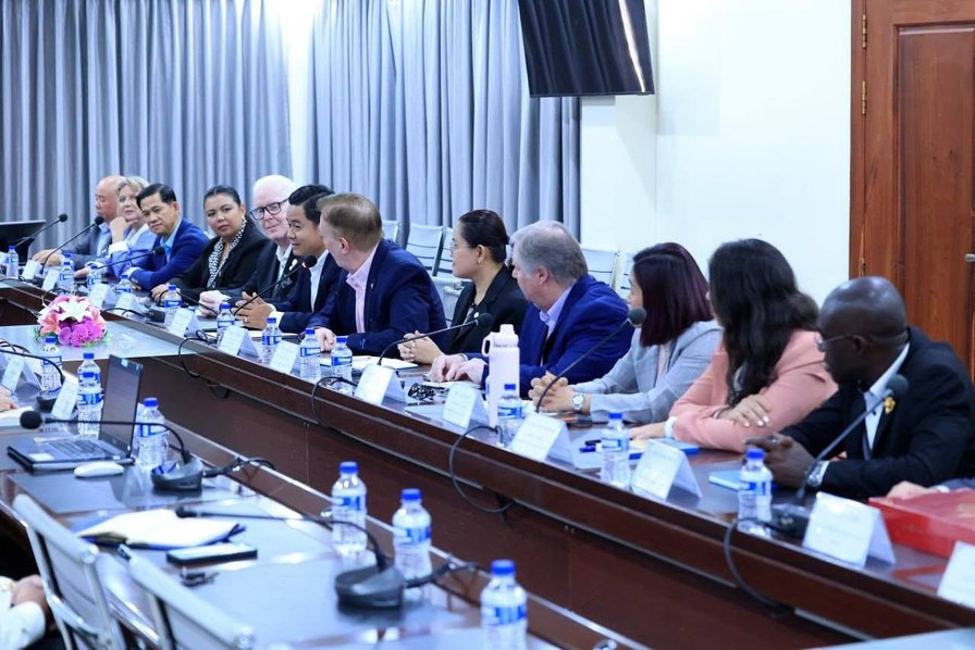 Courtesy Visit to the Ministry of Civil Service — event photo 5