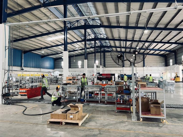 LUUS & YEAKSA Factory Tour & Business Networking — event photo 3