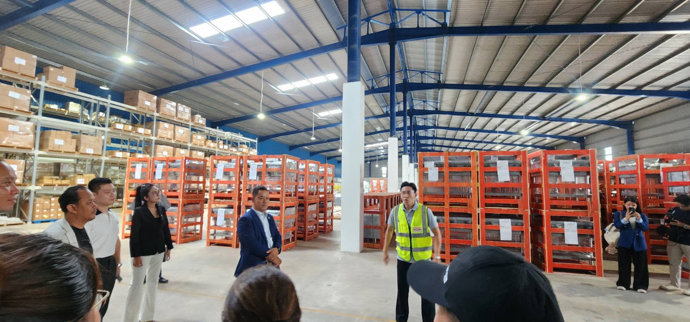 LUUS & YEAKSA Factory Tour & Business Networking — event photo 12