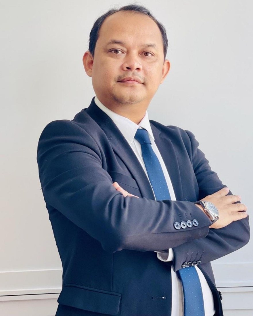 H.E. Sarath Ying, Founder and Chairman