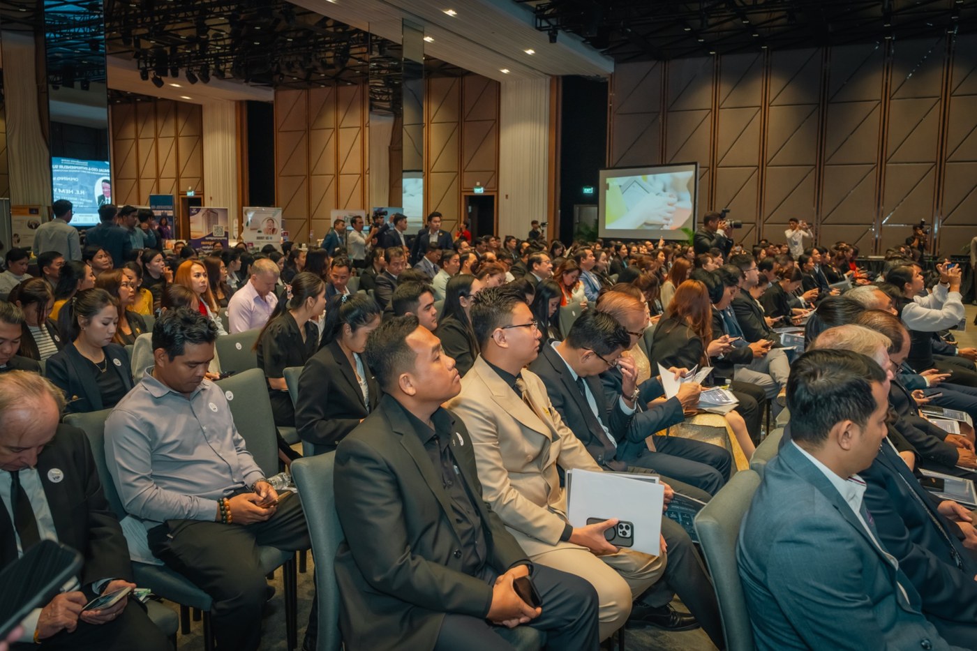 Trade showcase and product exposure